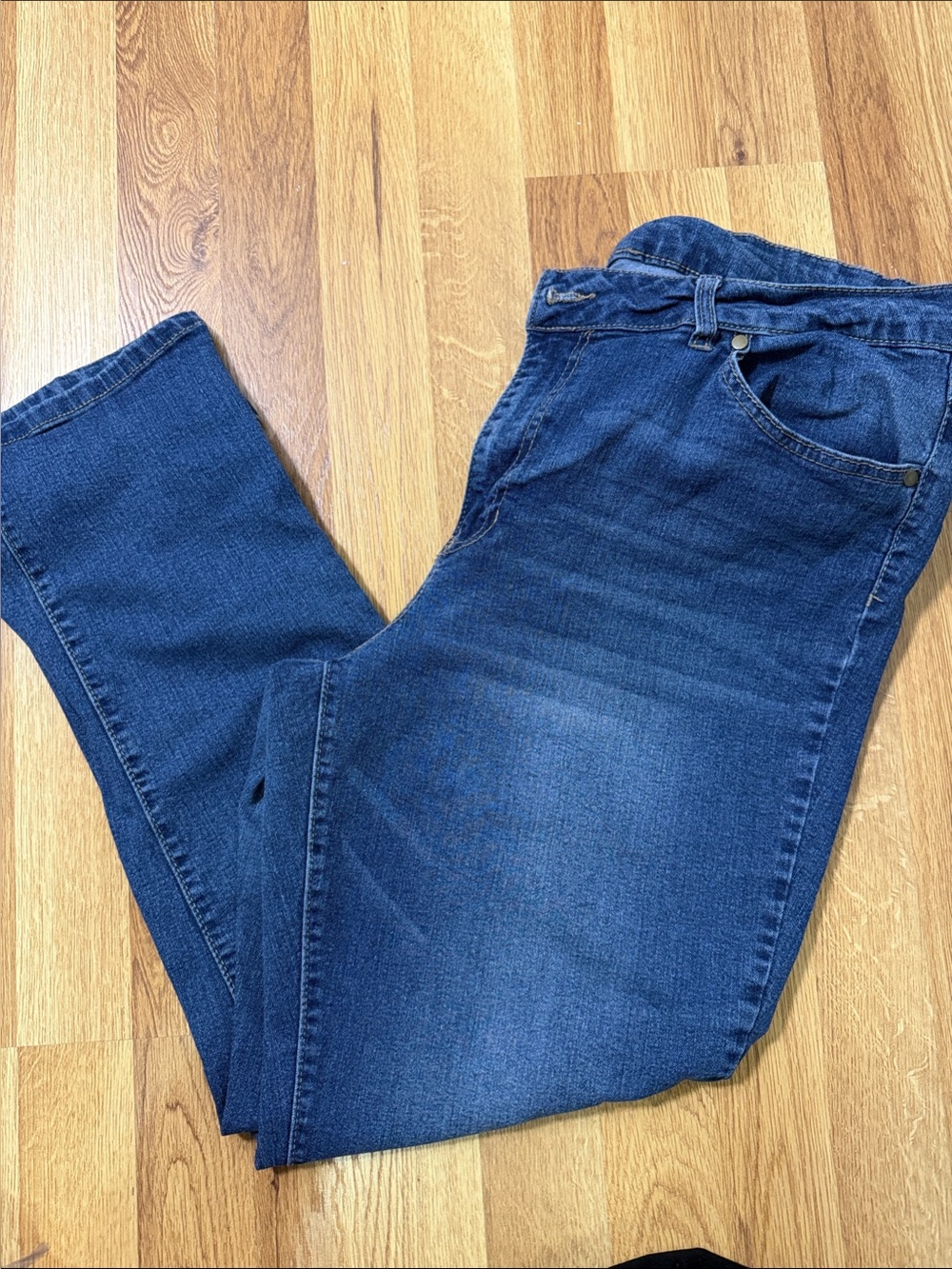 d. jeans Dark Blue Men's Straight-Leg Jeans Size 20 W